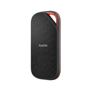 SanDisk Extreme PRO with USB4 Right
